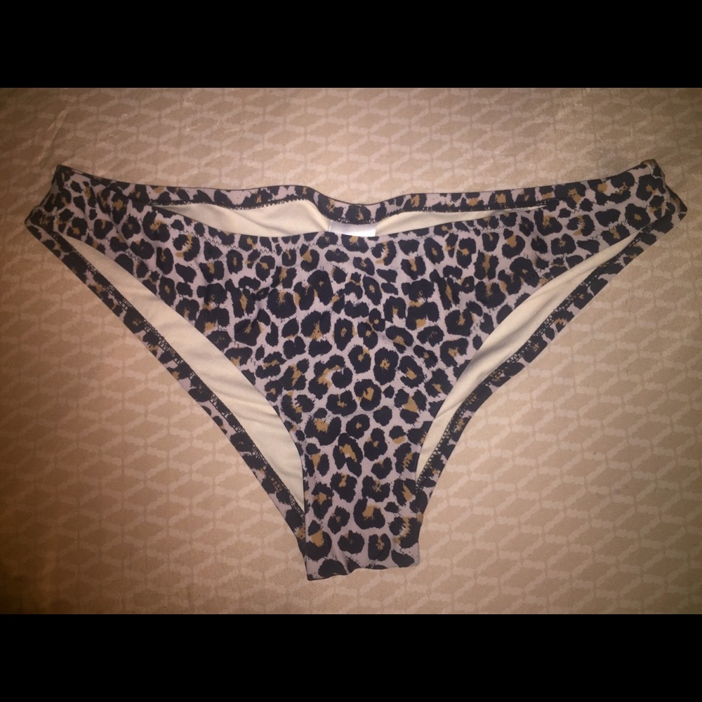 Bikini bottoms